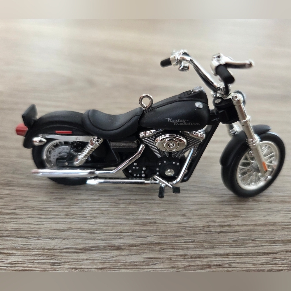 Hallmark Keepsake Motorcycle Ornament Set - Picture 10 of 13